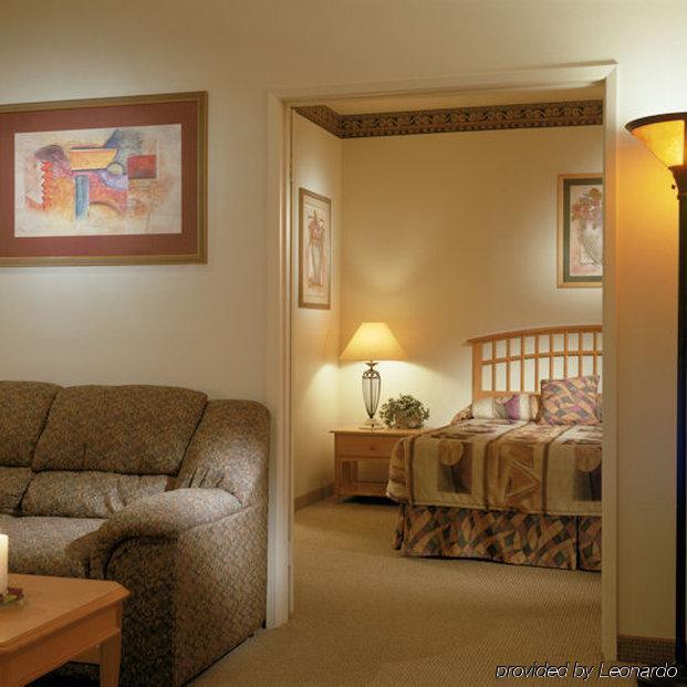 Raintree'S Cimarron Golf Resort Palm Springs Cathedral City Room photo