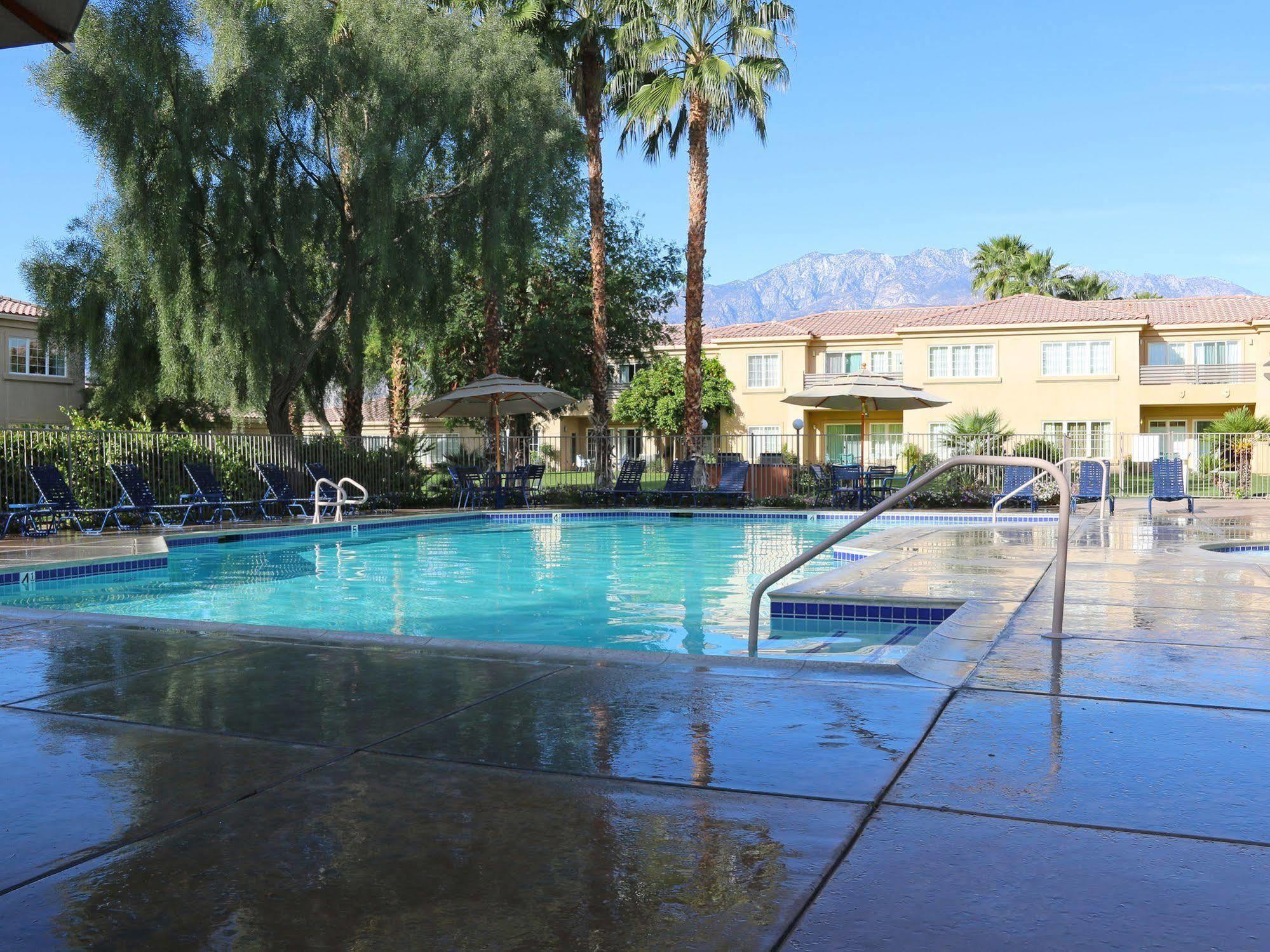 Raintree'S Cimarron Golf Resort Palm Springs Cathedral City Exterior photo