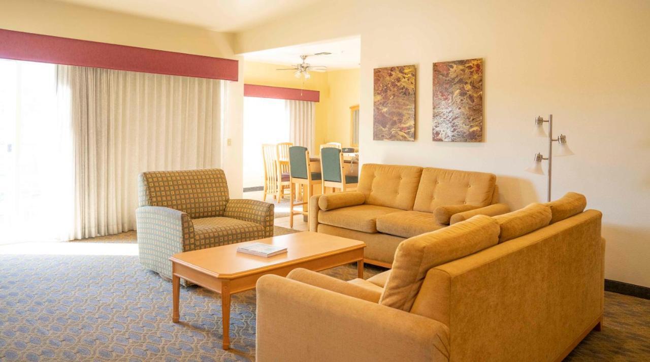 Raintree'S Cimarron Golf Resort Palm Springs Cathedral City Exterior photo